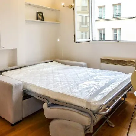Chatelet Hyper Central Studio With Mezzanine דירה פריז
